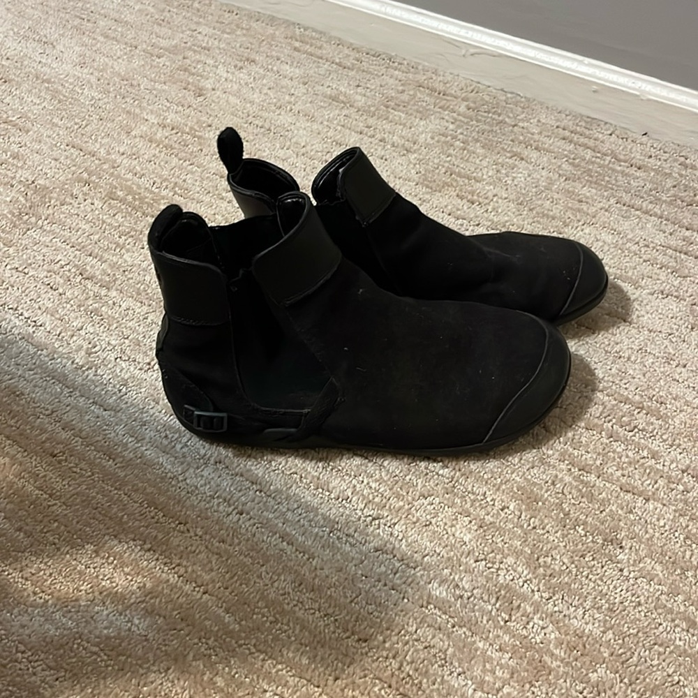 Xero Women’s Size 7.5 Chelsea Boots
Zero Drop Barefoot Minimalist Shoe